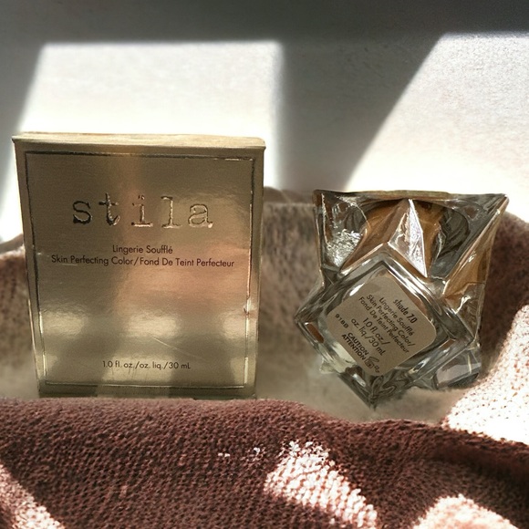 Stila Lingerie Soufflé 7.0 Skin Perfecting Color - Picture 4 of 5